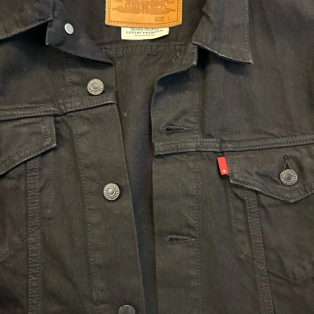 NWOT Levi's Black Denim Jacket for Men - Picture 3 of 7